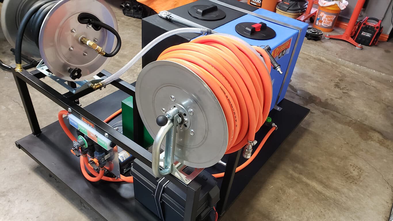 Soft Wash Truck Mount — DETRAILERS soft wash system (photo 2)