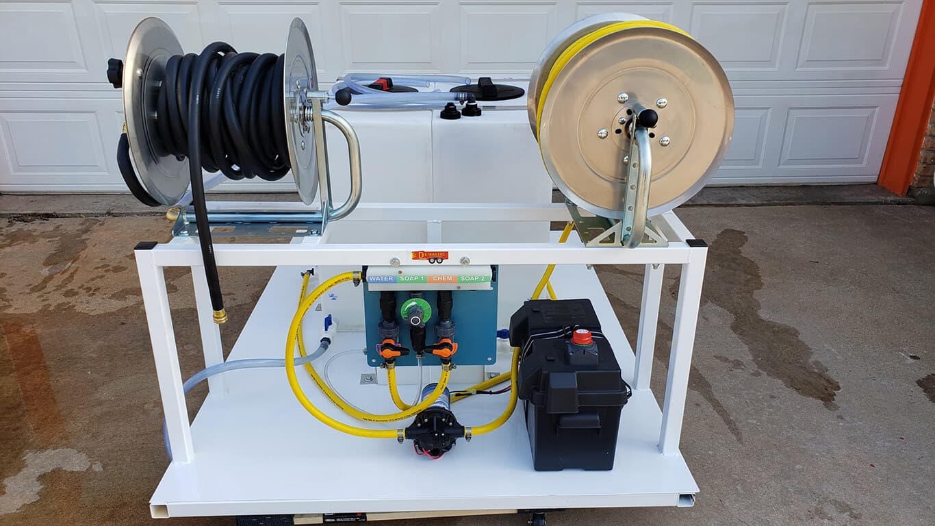 Soft Wash Truck Mount — DETRAILERS soft wash system (photo 8)