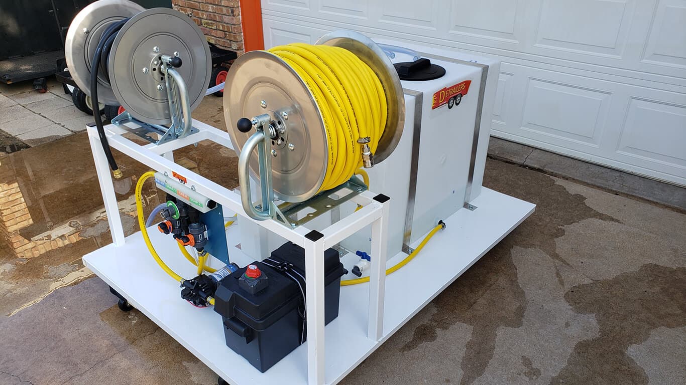 Soft Wash Truck Mount — DETRAILERS soft wash system (photo 9)