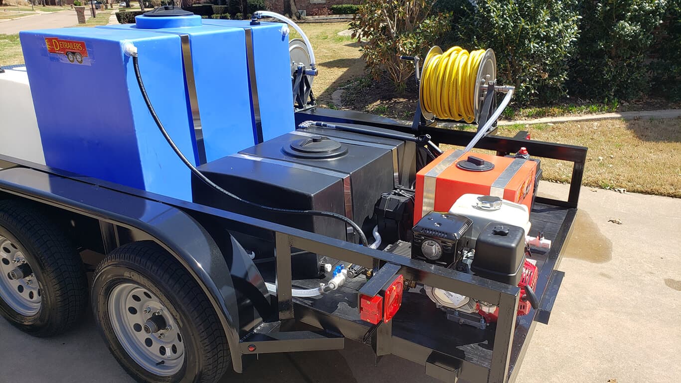 Soft Wash Trailer Mount — DETRAILERS soft wash system (photo 2)