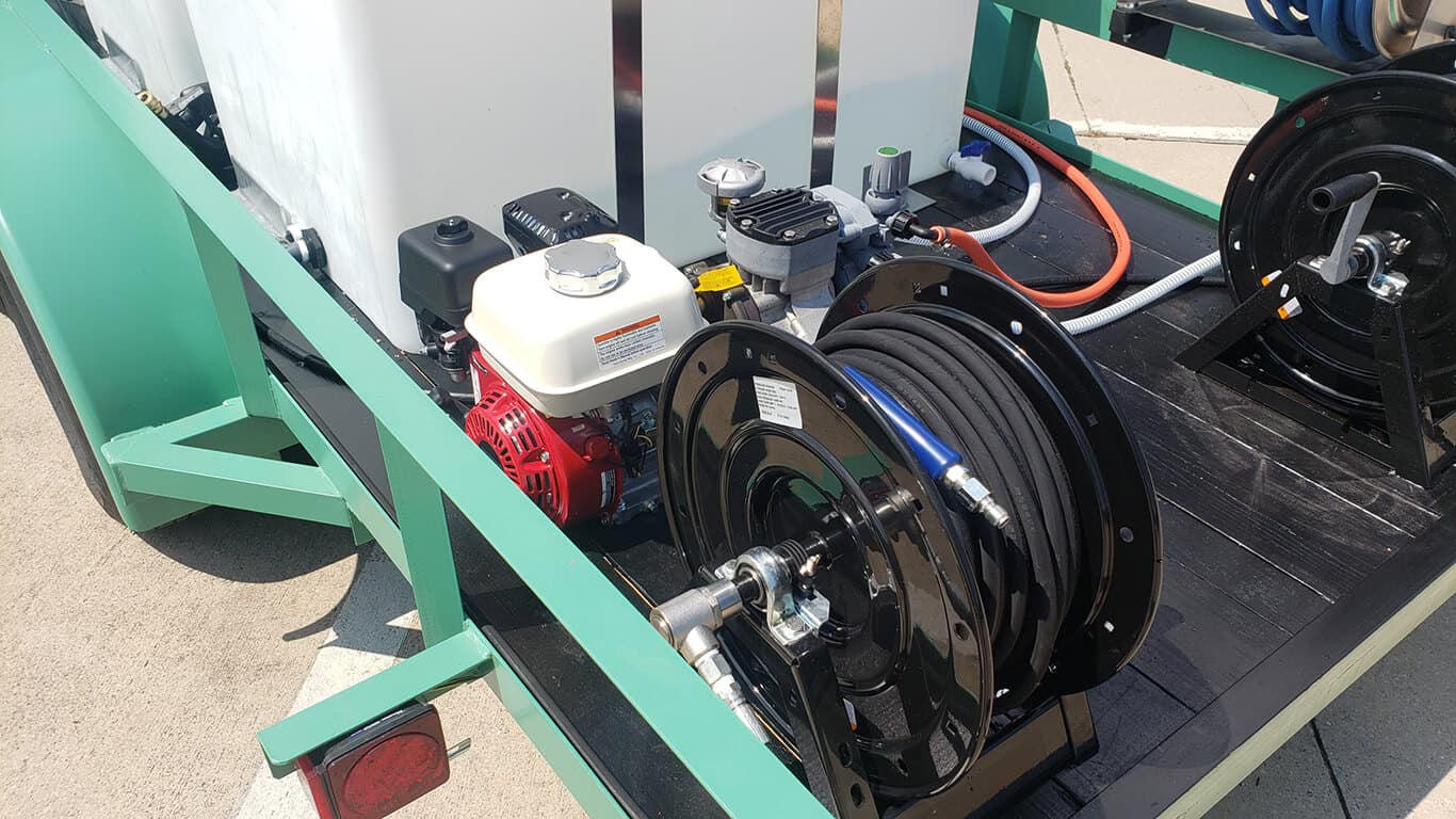 Soft Wash Trailer Mount — DETRAILERS soft wash system (photo 13)